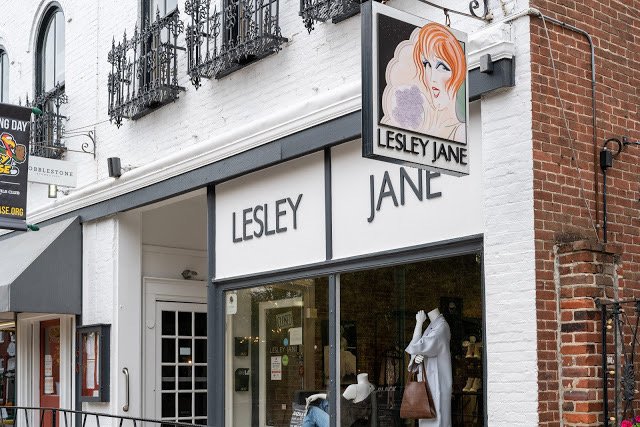 Lesley Jane Leaves Legacy